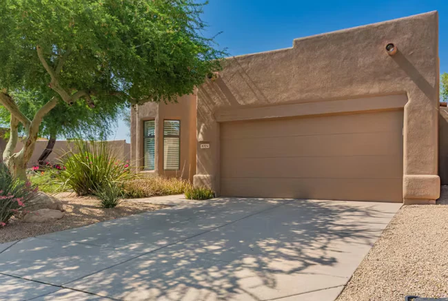 8324 E Cactus Wren Rd Scottsdale, AZ 85250 photo 3