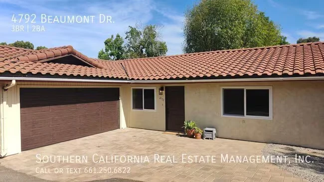 4792 Beaumont Dr La Mesa, CA 91941
