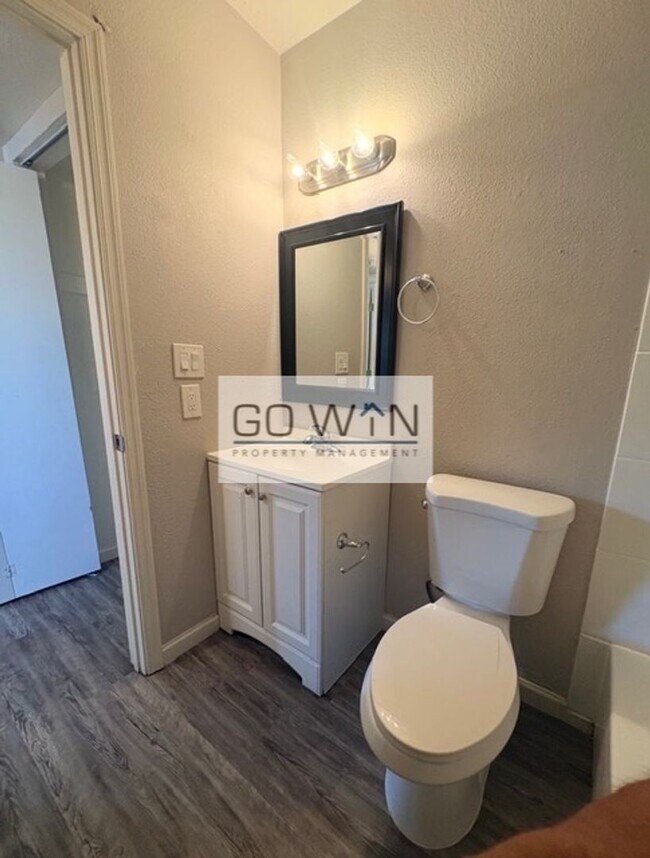 6621 West Myrtle Ave Glendale, AZ 85301 photo 5