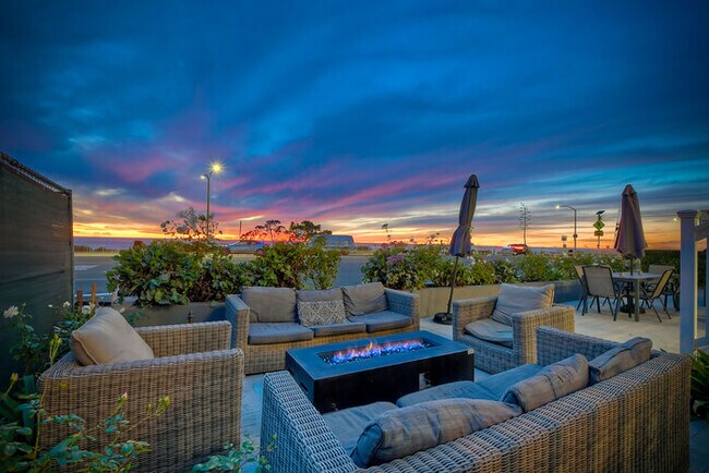 3636 Carlsbad Blvd Carlsbad, CA 92008 photo 2