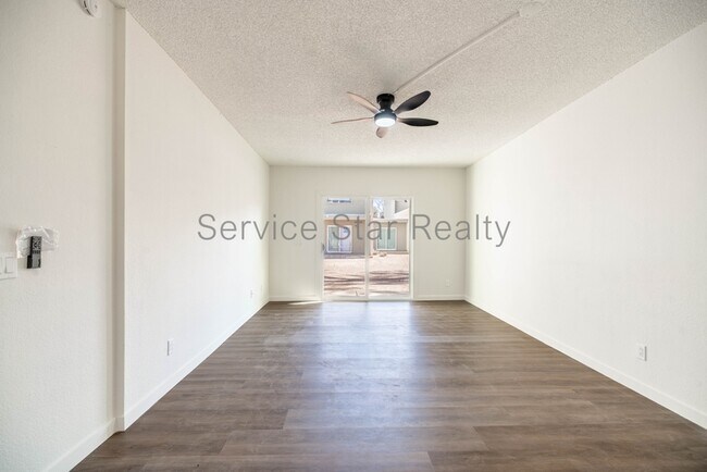 2831 E Monte Cristo Ave Phoenix, AZ 85032 photo 5