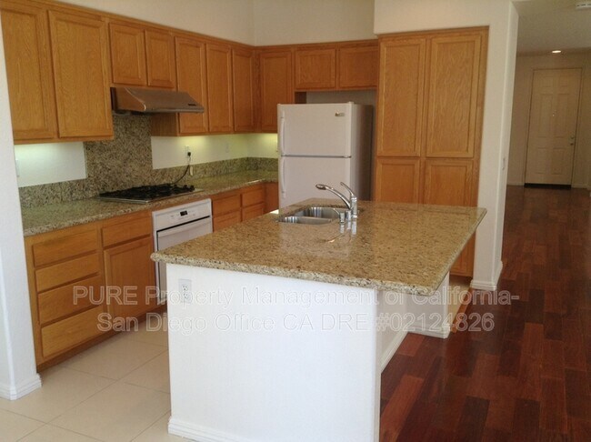 12252 Pepper Tree Ln Poway, CA 92064 photo 2