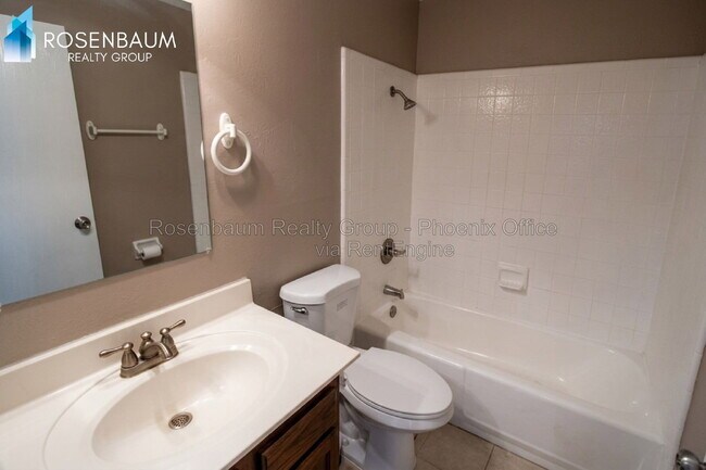 733 S Morris Mesa, AZ 85210 photo 4