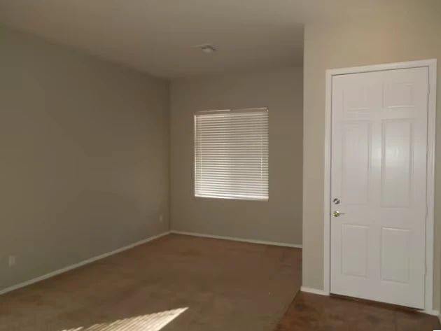 12717 W Earll Dr Avondale, AZ 85392 photo 5