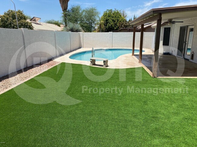 4343 E Encinas Ave Gilbert, AZ 85234 photo 2