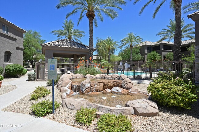 11680 E Sahuaro Dr Scottsdale, AZ 85259 photo 2