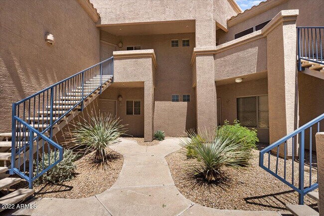 11680 E Sahuaro Dr Scottsdale, AZ 85259 photo 4