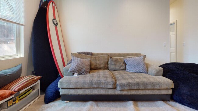 5126 Ewing St San Diego, CA 92115 photo 3
