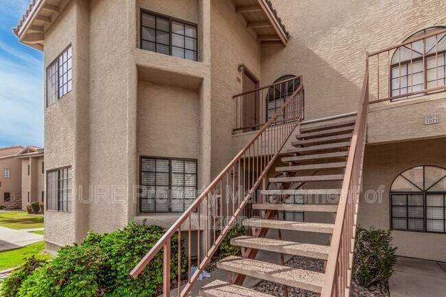 930 N Mesa Dr Mesa, AZ 85201 photo 3