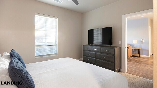 2445 Estrella Pkwy Goodyear, AZ 85338 photo 5