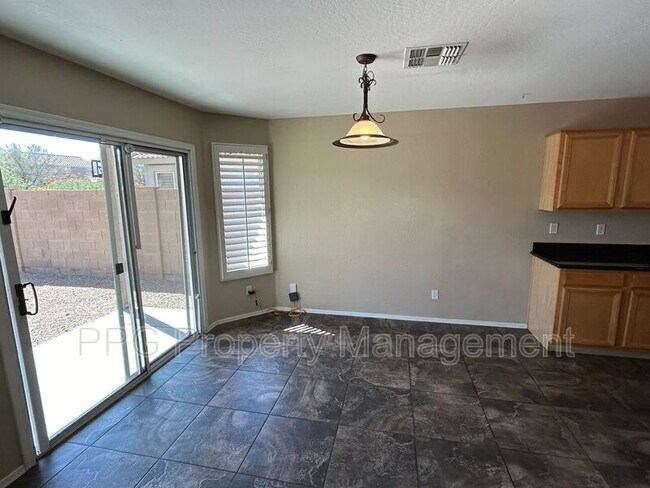 15157 N 174th Dr Surprise, AZ 85388 photo 3