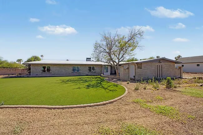 6315 E Delcoa Ave Scottsdale, AZ 85254 photo 4