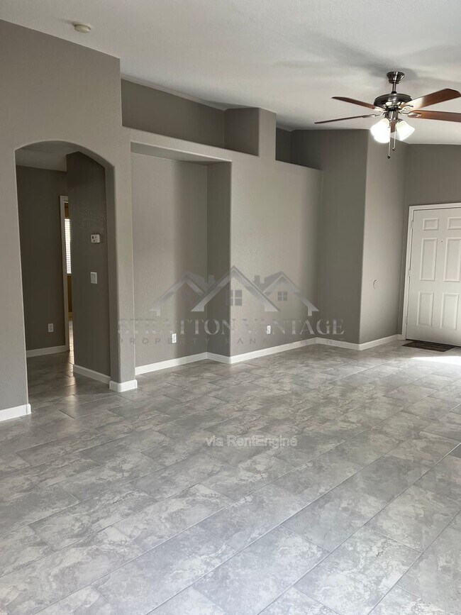 830 E Geona St San Tan Valley, AZ 85140 photo 5