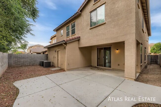 14551 W Port Royale Ln Surprise, AZ 85379 photo 2