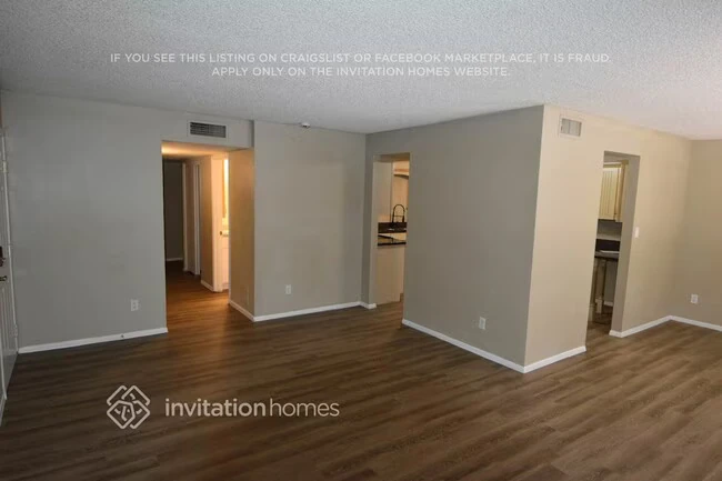 2301 W Waltann Ln Phoenix, AZ 85023 photo 3