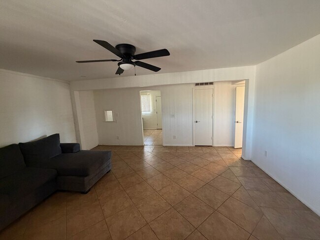 2150 W Missouri Ave Phoenix, AZ 85015 photo 4