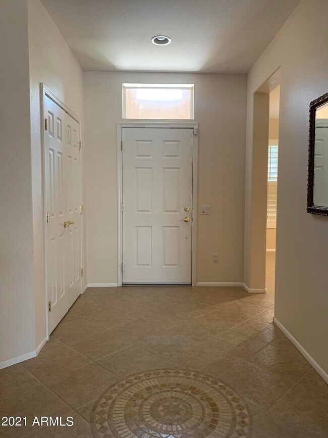 15136 W Corral Dr Sun City West, AZ 85375 photo 5