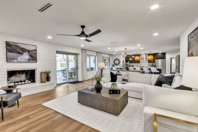 2909 N 81st Pl Scottsdale, AZ 85251 photo 4