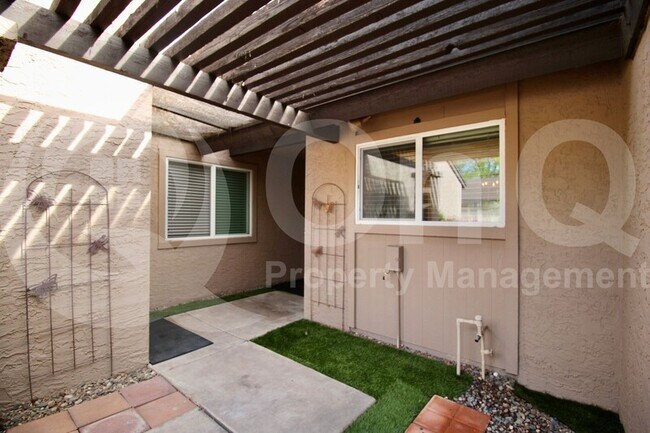 2256 W Lindner Ave Mesa, AZ 85202 photo 3