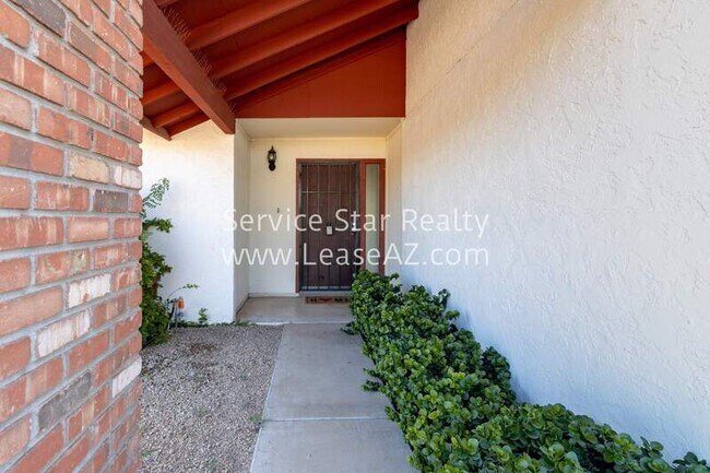 16267 N 29th Dr Phoenix, AZ 85053 photo 3