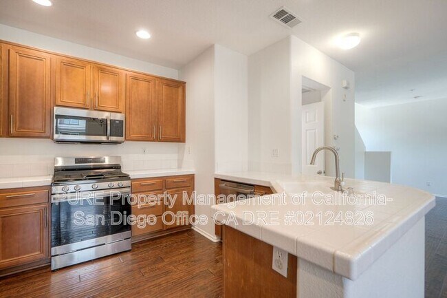 16937 Hutchins Landing San Diego, CA 92127