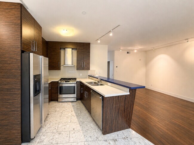 2863 California Street, San Francisco, CA 94115 photo 2