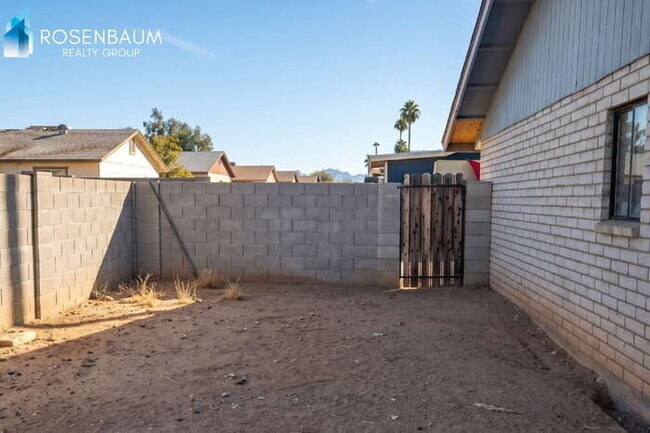 4704 E Caballero St Mesa, AZ 85205 photo 5