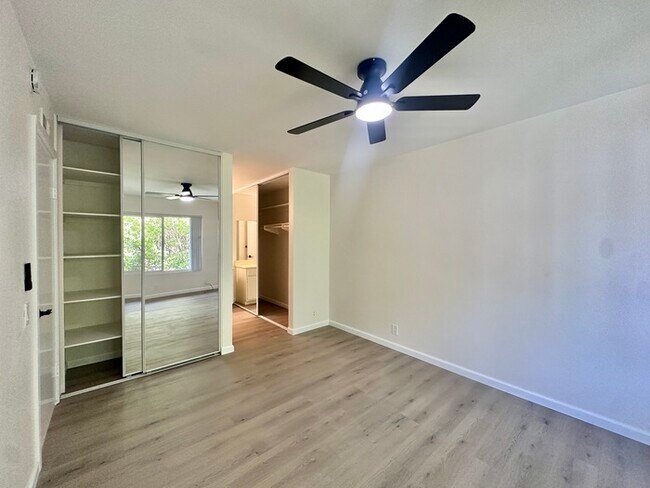 4065 Porte La Paz San Diego, CA 92122 photo 4