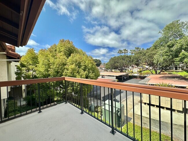 4065 Porte La Paz San Diego, CA 92122 photo 5