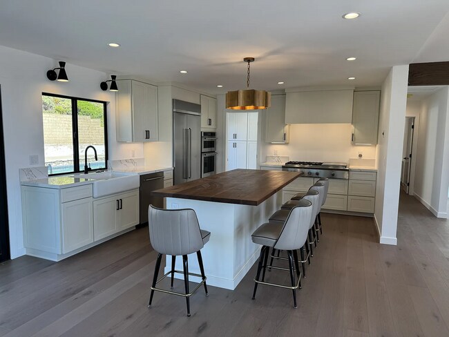 2940 Sunset Hills Escondido, CA 92025 photo 5
