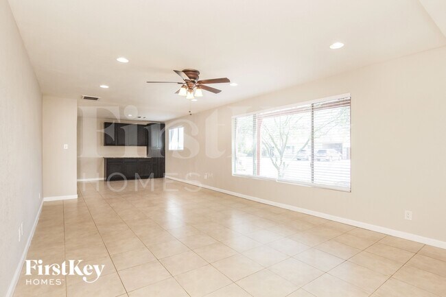 2008 W San Juan Ave photo 4