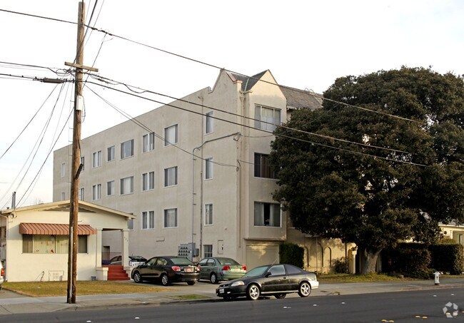 1BR/1BA Apartment on Lincoln Ave. · Alameda
