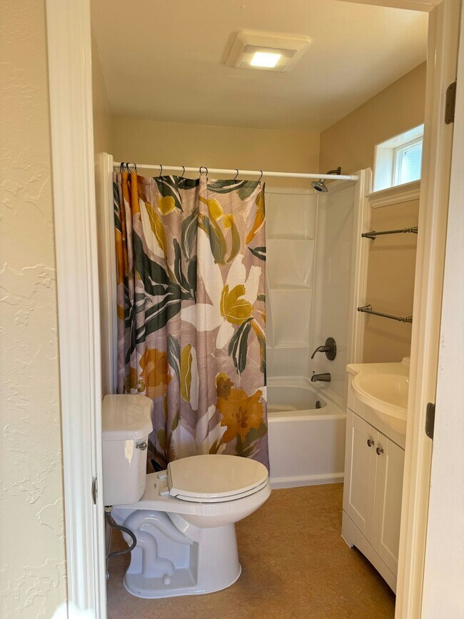 783 S Branciforte Ave Santa Cruz, CA 95062 photo 5