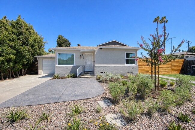 4859 Catoctin Dr San Diego, CA 92115 photo 2