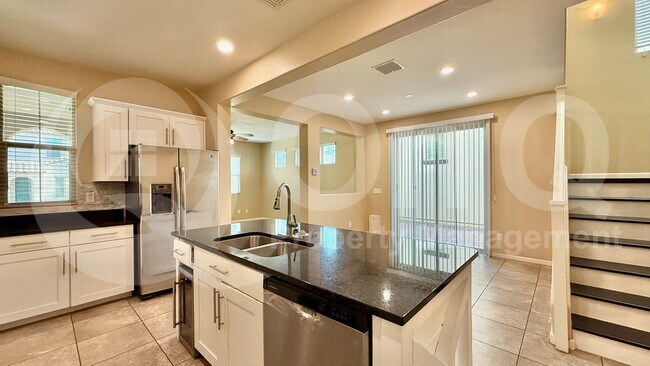 3739 E Trinity Ln Chandler, AZ 85286 photo 5