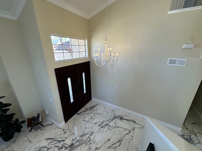 1659 Lisbon Pl Escondido, CA 92029 photo 3