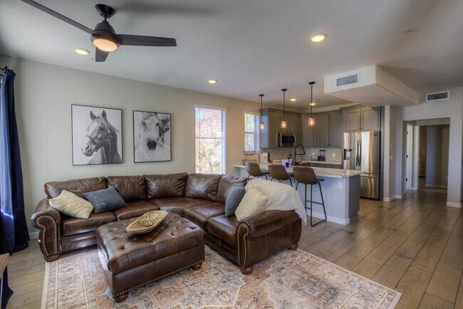 300 N Gila Springs Blvd Chandler, AZ 85226 photo 2