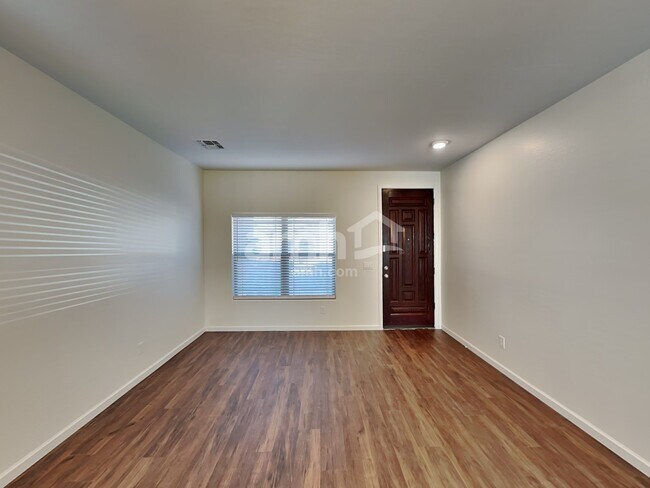 3609 E Desert Moon Trail photo 3