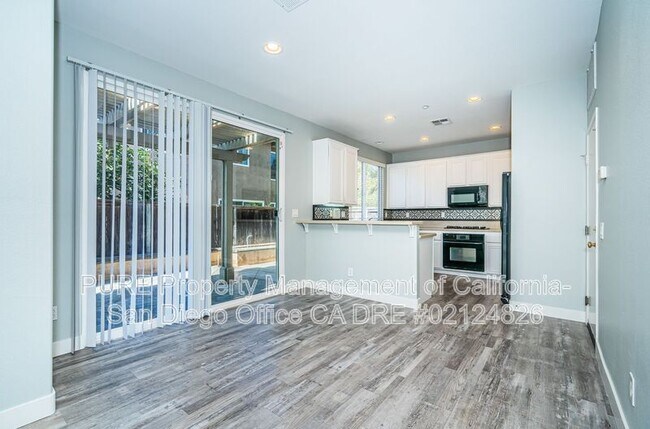 9728 Fieldthorn St San Diego, CA 92127 photo 5