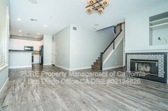 9728 Fieldthorn St San Diego, CA 92127 photo 2