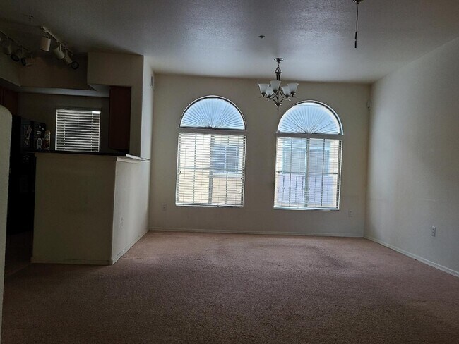 2401 E Rio Salado Pky Tempe, AZ 85288 photo 5