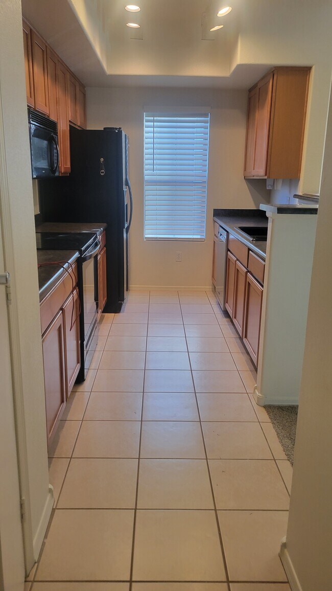 2401 E Rio Salado Pky Tempe, AZ 85288 photo 4