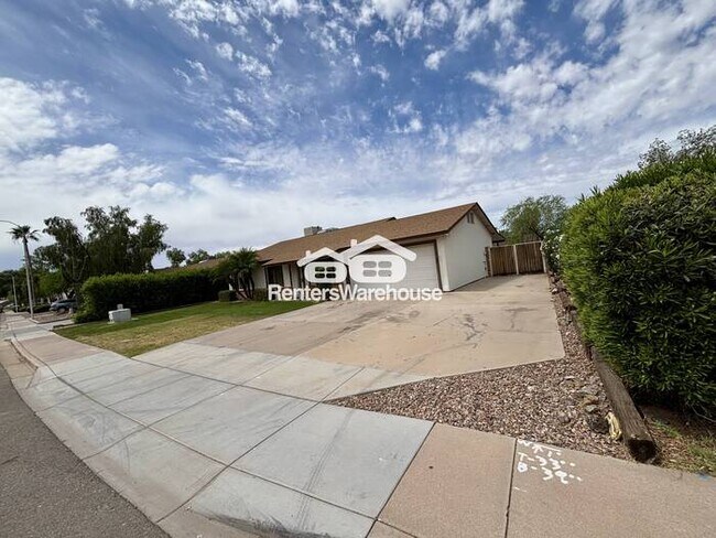 318 N Los Feliz Dr Chandler, AZ 85226 photo 3