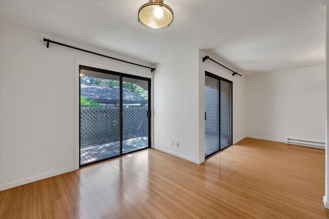 4 W Harbor Dr Sausalito, CA 94965 photo 2