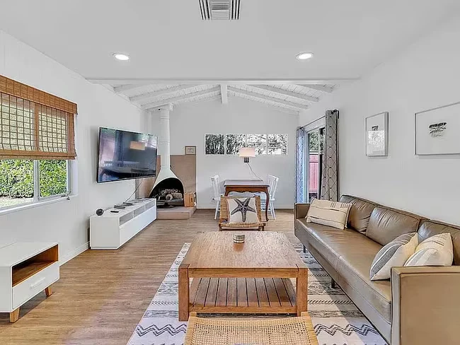 375 Dublin Dr Cardiff By The Sea, CA 92007