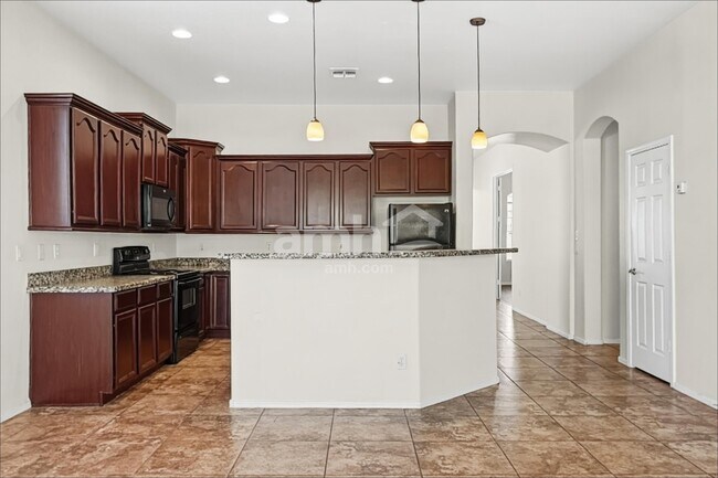 3587 W Morgan Ln San Tan Valley, AZ 85142 photo 4