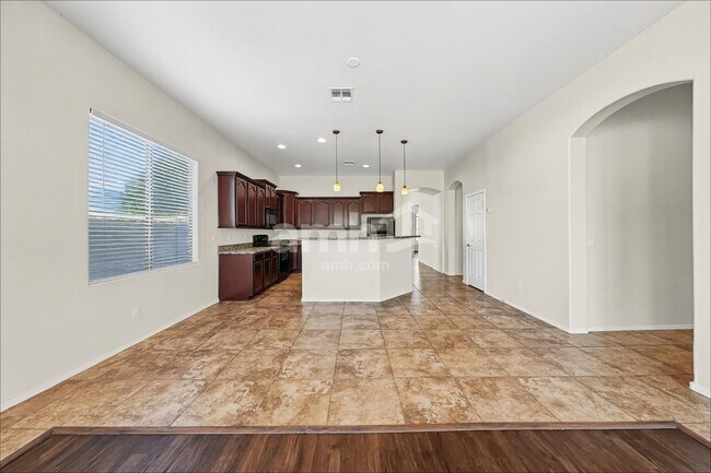 3587 W Morgan Ln San Tan Valley, AZ 85142 photo 5