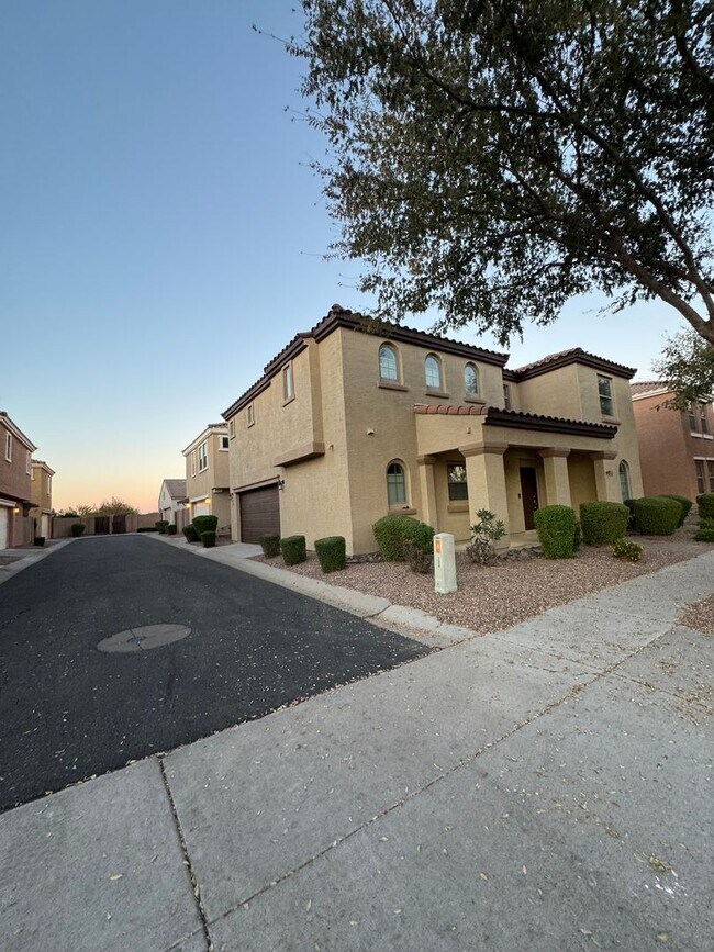 2564 E Megan St Gilbert, AZ 85295 photo 4