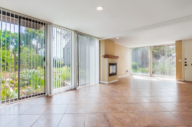 675 S Sierra Ave Solana Beach, CA 92075 photo 4