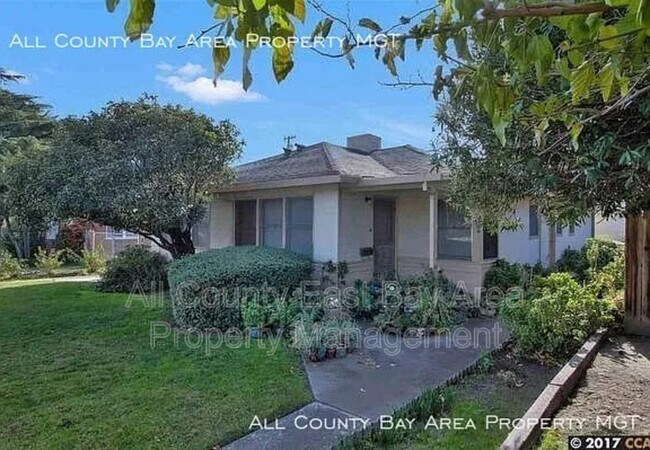 3405 Willow Pass Rd Bay Point, CA 94565 photo 2